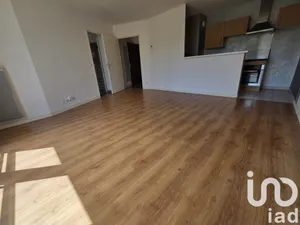 Apartment at Louvres (95380)