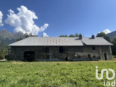 Longere in Le Bourg-d'Oisans (38520)