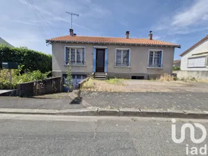 Pavillon à Thouars (79100)