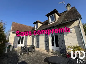 House at Saint-Maximin (60740)