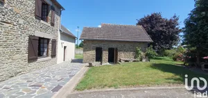 Maison de village à Céaux (50220)