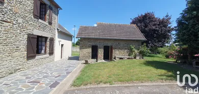 Maison de village à Céaux (50220)