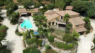 Demeure à Bormes-les-Mimosas (83230)