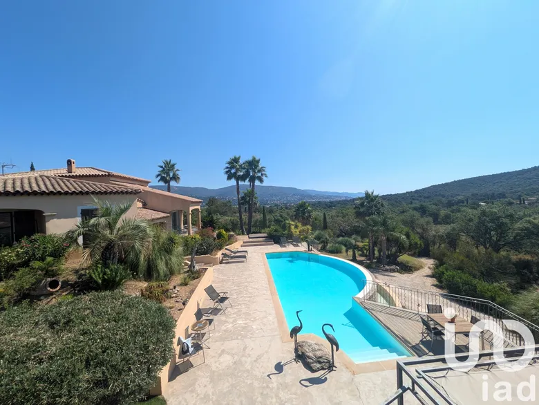 Maison 12 pièces 460 m² · à Bormes-les-Mimosas · 460 m² · 2 500 000 €