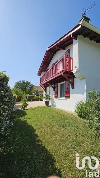 Maison de village à Aroue-Ithorots-Olhaïby (64120)