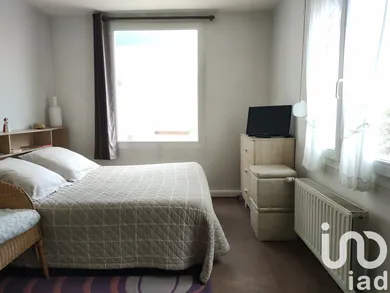 Apartment in Hennebont (56700)