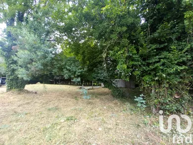 Building plot in Villenave-d'Ornon (33140)