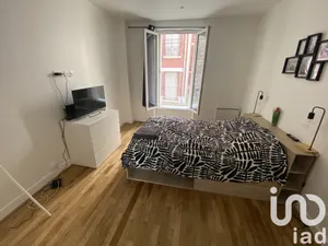 Studio at Saint-Ouen-sur-Seine (93400)