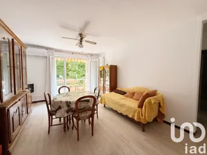 Appartement à Hyères (83400)