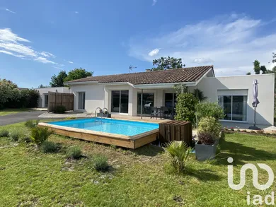 Maison traditionnelle à Arès (33740)