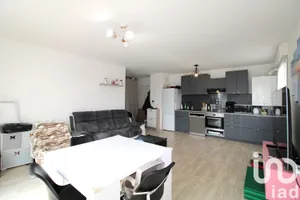 Apartment at Vert-Saint-Denis (77240)