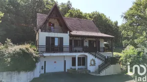 House at Les Farges (24290)
