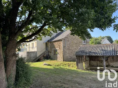 Maison à Saint-Caradec (22600)