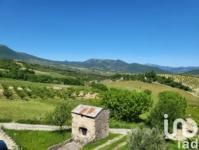 Maison de village à Bésignan (26110)