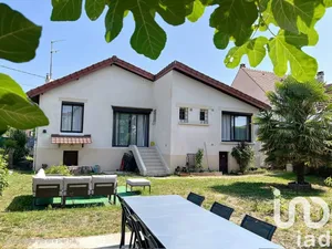 House at Saint-Leu-la-Forêt (95320)