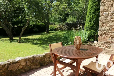 Maison à Saint-Sauveur-la-Sagne (63220)