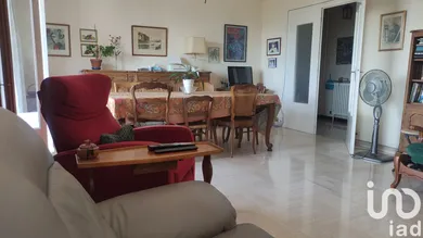 Apartment in Grenoble (38100)