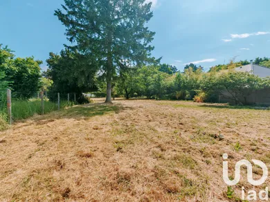 Terrain à bâtir à Bourges (18000)