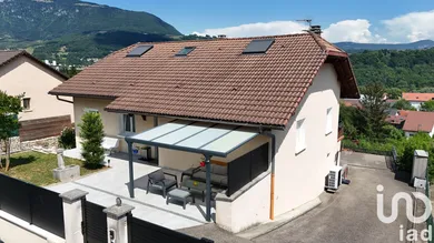 Maison traditionnelle à Bellegarde-sur-Valserine (01200)
