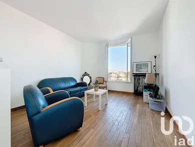 Apartment at Bois-Colombes (92270)