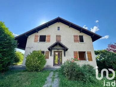 House at Viry (74580)