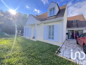 House at Lésigny (77150)