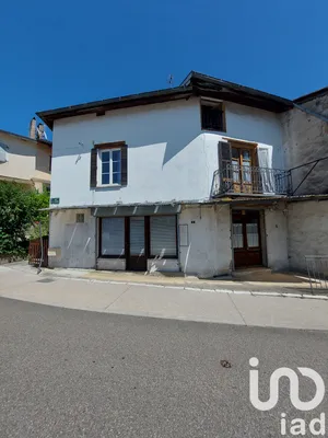 Maison de village à Arinthod (39240)