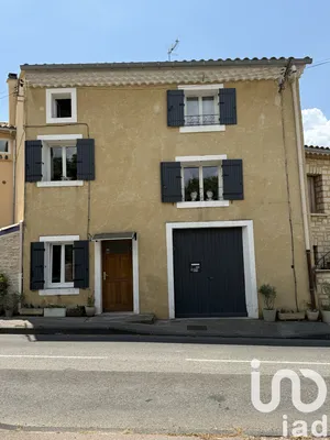 Village house at Villes-sur-Auzon (84570)