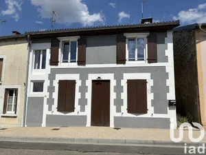 Village house at Pierrefitte-sur-Aire (55260)