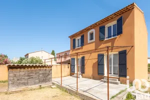 Maison à Arles (13200)
