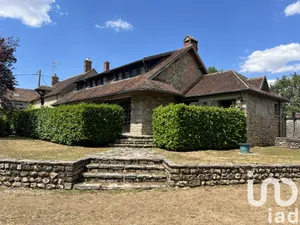 Maison de campagne à Les Bordes (89500)