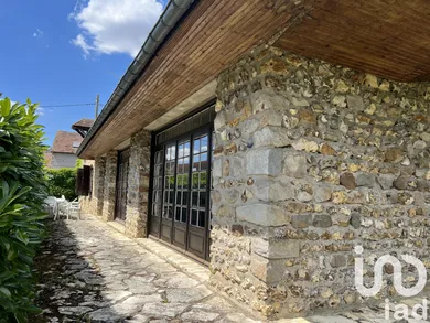 Park home in Villeneuve-sur-Yonne (89500)