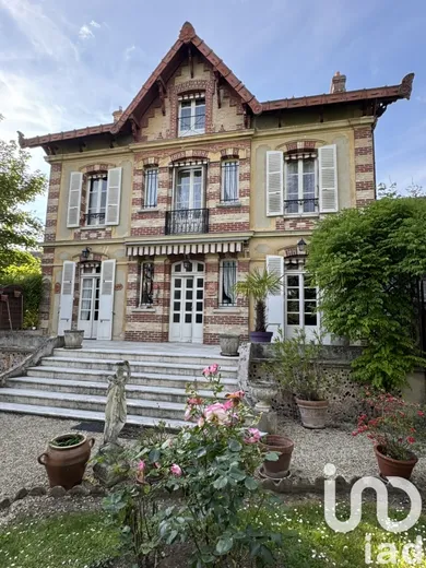 Maison à Châtenay-sur-Seine (77126)