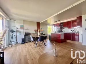 Apartment at Créteil (94000)