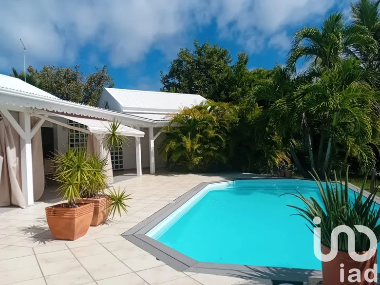 Maison 4 pièces 120 m² · à Saint-François · 120 m² · 650 000 €