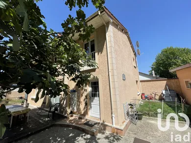 House at Gagny (93220)