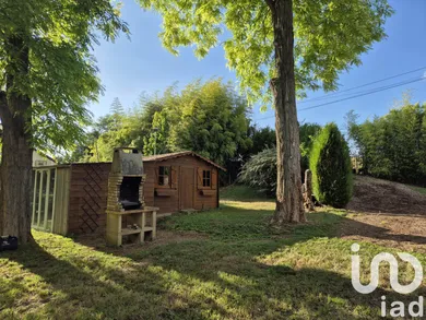 Land at Laroche-Saint-Cydroine (89400)