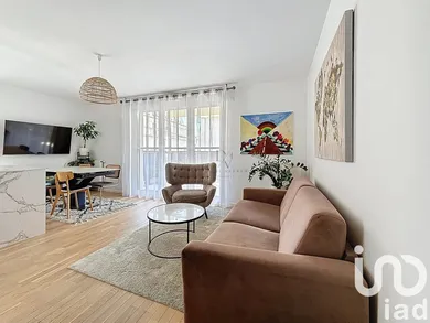 Apartment at Clamart (92140)