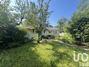 House at Pessac (33600)