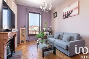 Apartment at Villeurbanne (69100)