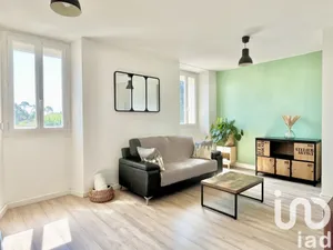 Apartment at Hyères (83400)