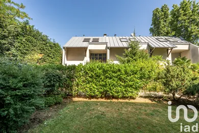 House at Saint-Mandé (94160)