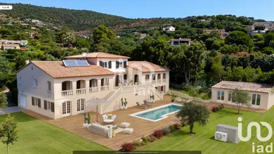 Mansion at Grimaud (83310)