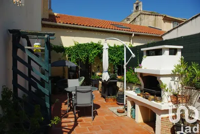 House at Mèze (34140)