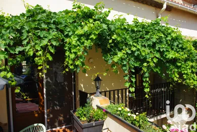 House at Mèze (34140)