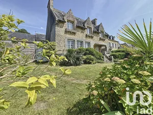 Mansion at Le Faou (29590)
