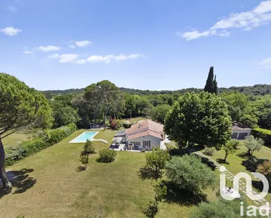 Mansion at Aix-en-Provence (13100)