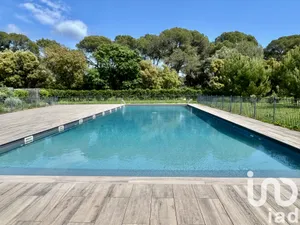 Apartment at La Londe-les-Maures (83250)