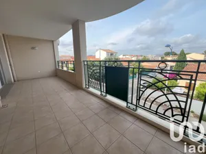 Apartment at La Londe-les-Maures (83250)
