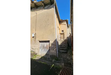 Village house in Le Crest (63450)
